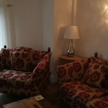 The Grove 3* Whitby