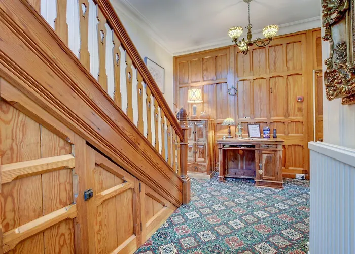 Bed & Breakfast The Grove 4*