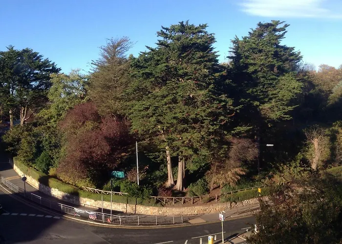 The Grove Bed & Breakfast