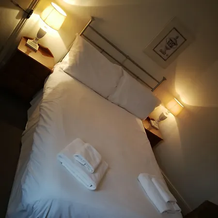 The Grove Bed & Breakfast 4*