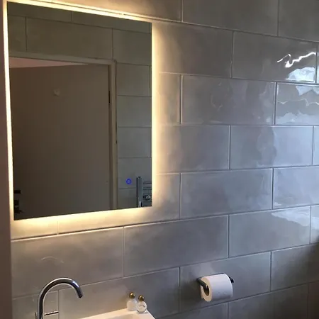 住宿加早餐酒店 格罗夫旅馆