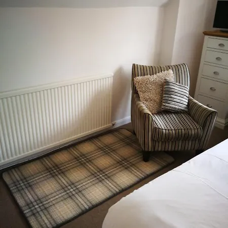 The Grove 4*