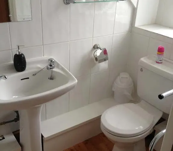 Bed & Breakfast The Grove 4*