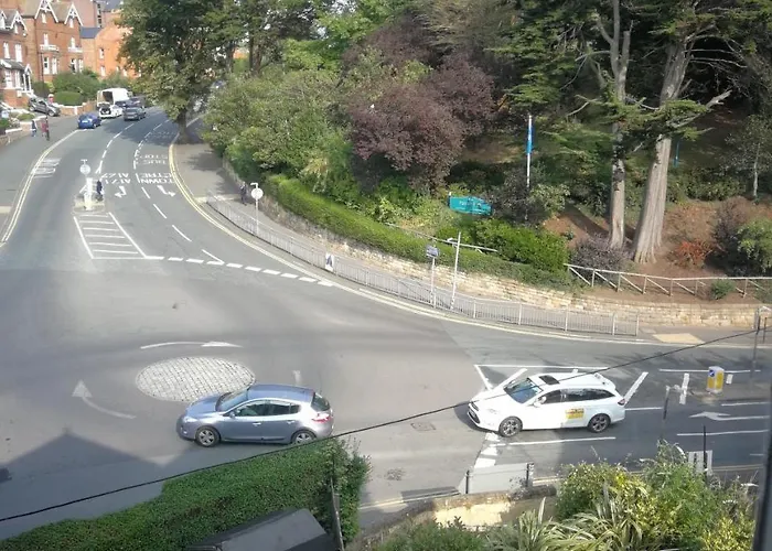 The Grove Bed & Breakfast